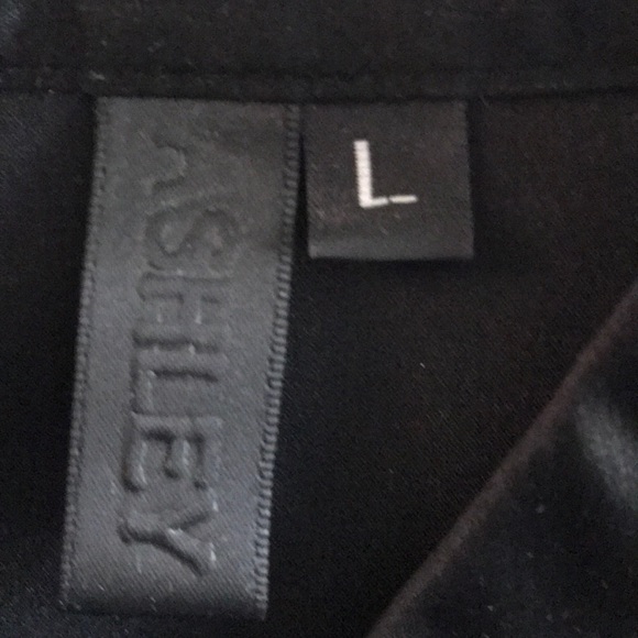 Ashley by 26 International Blouse - Picture 5 of 5